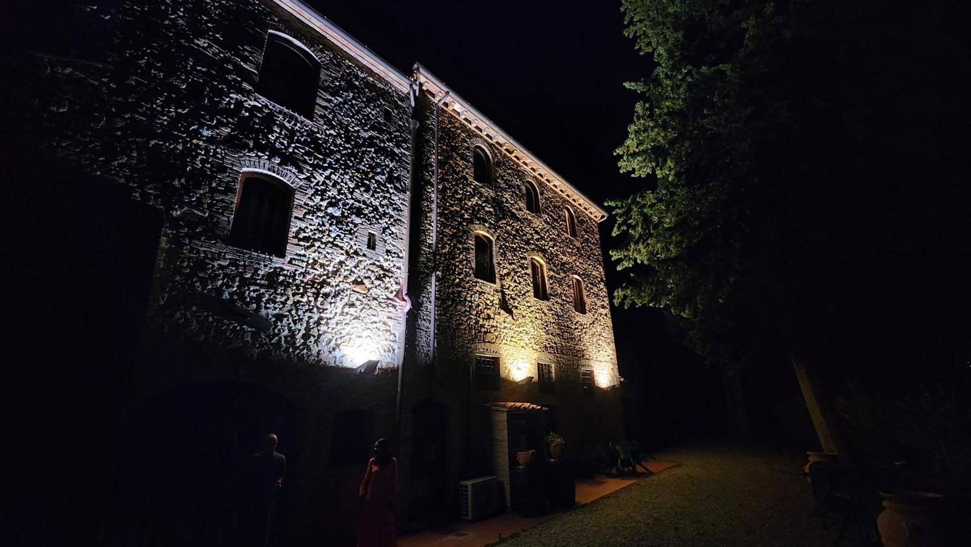 Rocca Degli Olivi Bed & Breakfast ซานจีมิญญาโน ภายนอก รูปภาพ